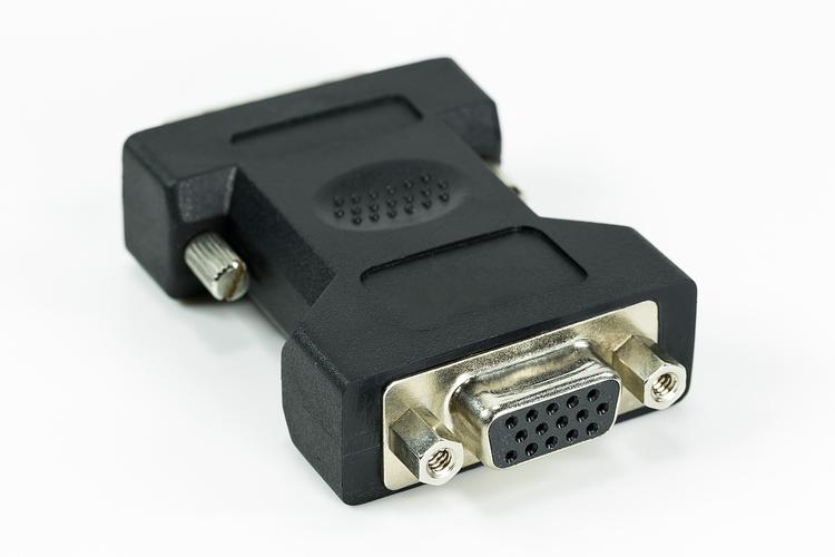 RS-485接口在工业控制与自动化领域的差分通信技术研究